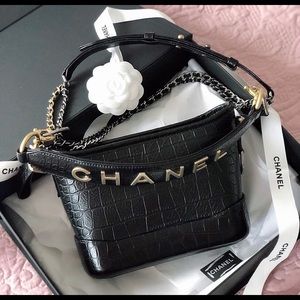 Meet your Posher, Vuong